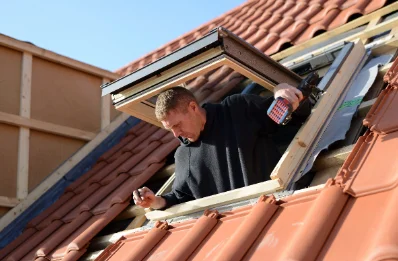 Pose de fenêtres de toit Velux à Cideville